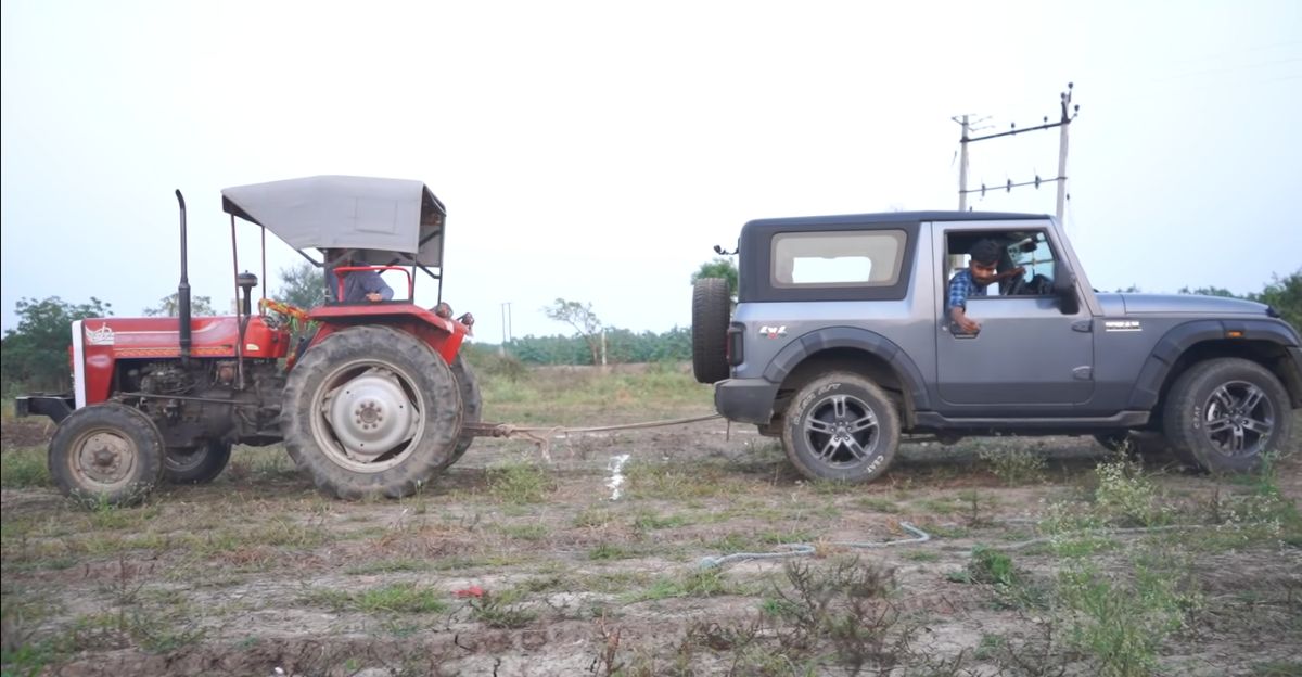 Mahindra Thar बनाम Tractor: रस्साकशी में कौन जीतेगा [वीडियो]